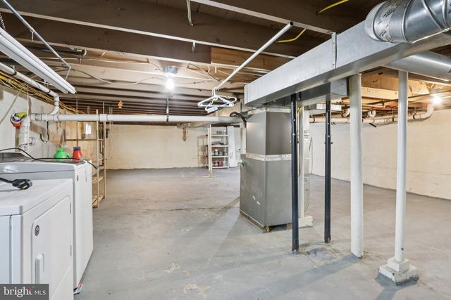 652 PARK AVE, Burlington, NJ 08016