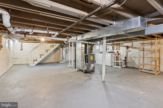 652 PARK AVE, Burlington, NJ 08016