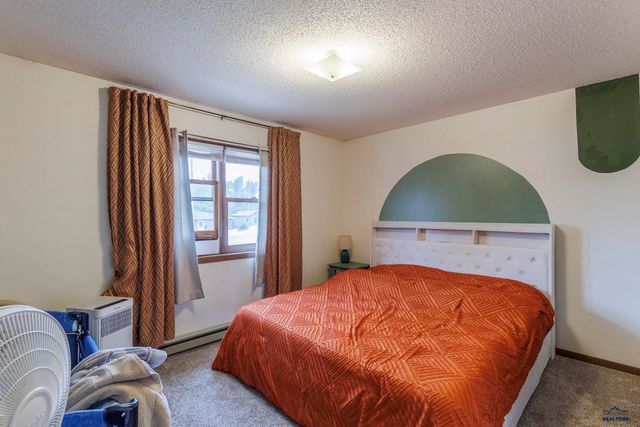 238 39TH, Rapid City, SD 57702