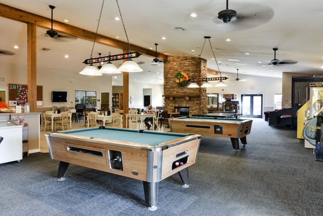 813 Holiday Ridge 6, Branson, MO 65616