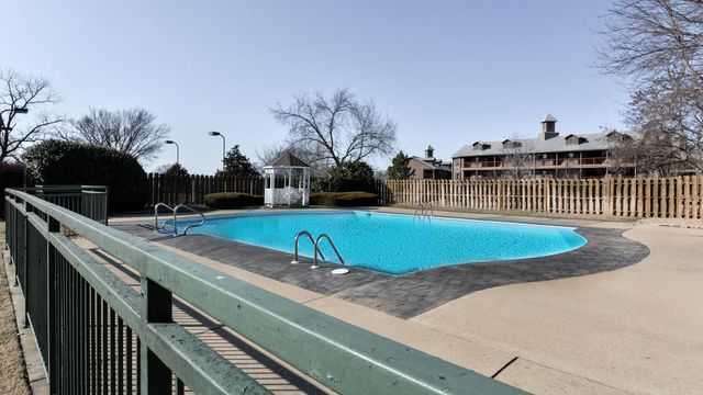 813 Holiday Ridge 6, Branson, MO 65616