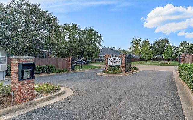 3513 Hanover Drive, Bossier City, LA 71111
