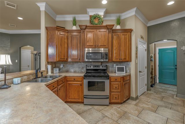 3513 Hanover Drive, Bossier City, LA 71111