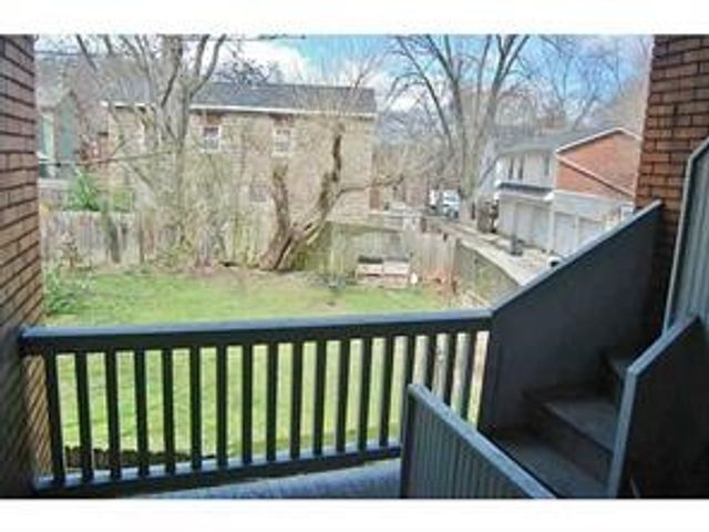 407 Biddle Ave 3, Regent Square, PA 15221