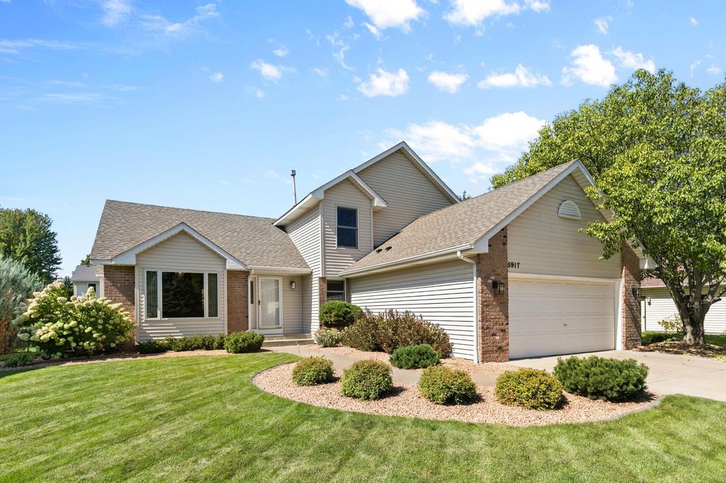5917 Bayberry Drive, White Bear Twp, MN 55110 — exterior