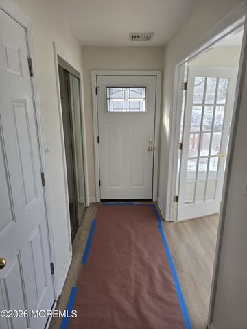 420 S Saint Thomas Drive, Toms River, NJ 08757