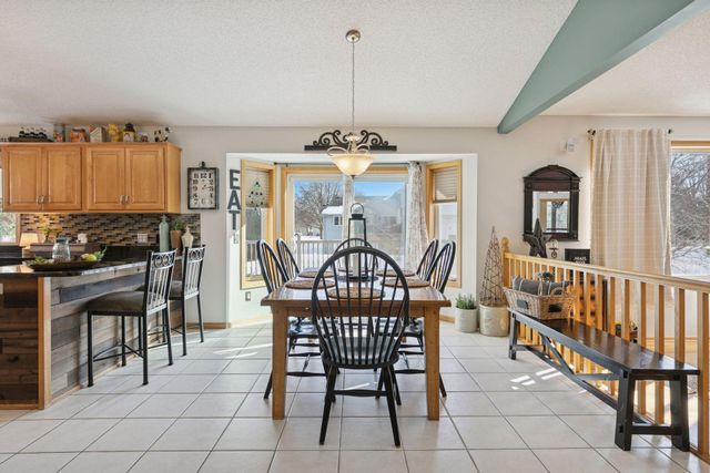 10948 203rd Street W, Lakeville, MN 55044