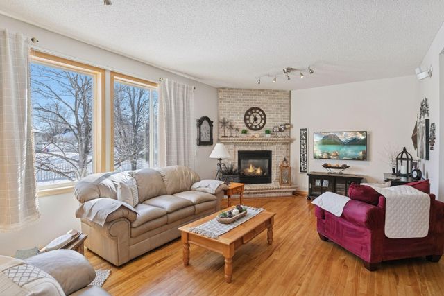 10948 203rd Street W, Lakeville, MN 55044