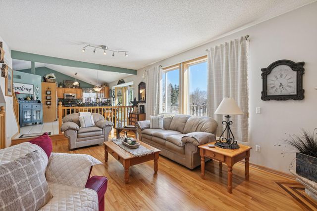 10948 203rd Street W, Lakeville, MN 55044