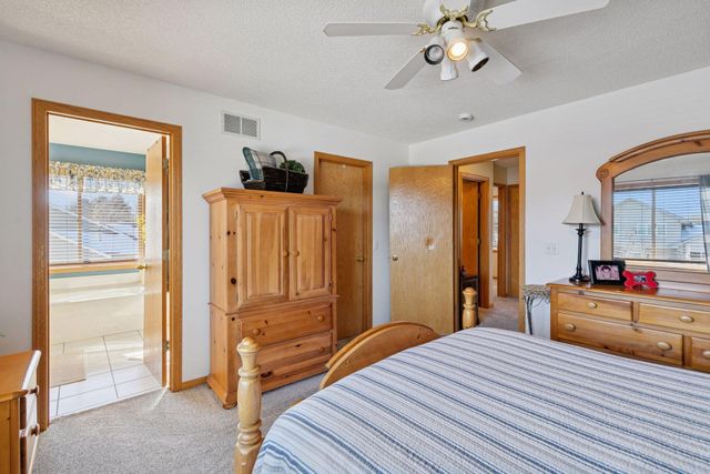 10948 203rd Street W, Lakeville, MN 55044