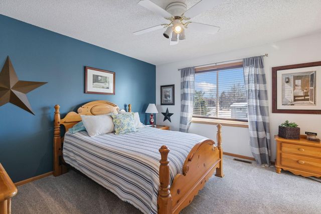 10948 203rd Street W, Lakeville, MN 55044