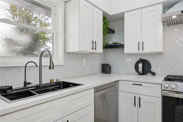 702 4th St, Verona, PA 15147