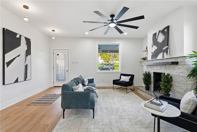 702 4th St, Verona, PA 15147