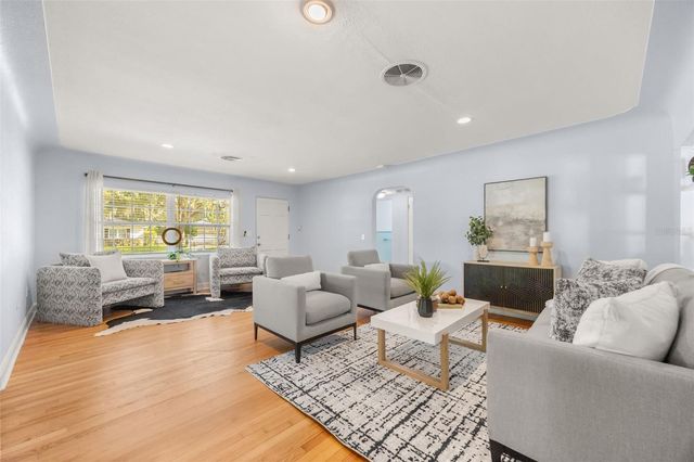 920 BOARDMAN STREET, Orlando, FL 32804