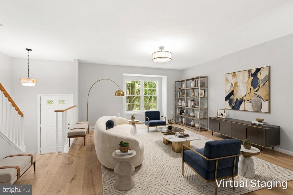 Image 8 of property listing at 405 AMBERFIELD LN, Gaithersburg, MD 20878