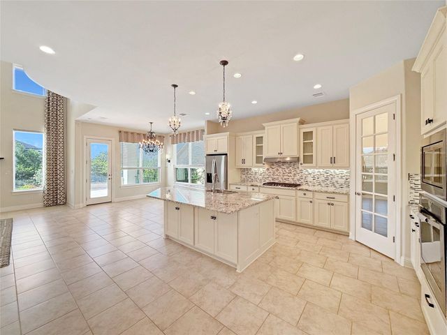 4300 Mezzaluna PASS, Leander, TX 78641