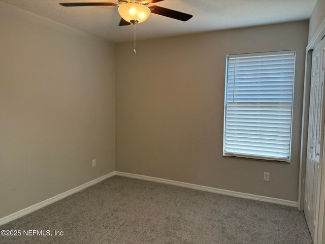 2243 IRONSTONE Drive E, Jacksonville, FL 32246
