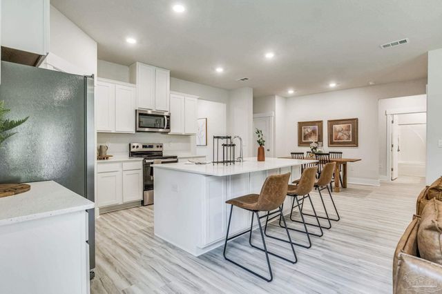 3570 Fallschase Blvd, Pensacola, FL 32526