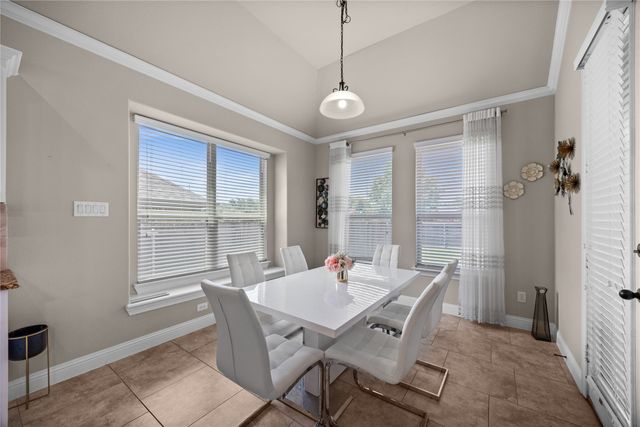 9458 Robinwoods Drive, Frisco, TX 75035