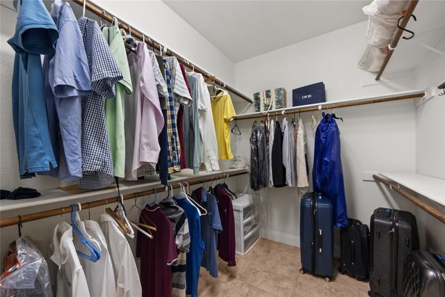 9458 Robinwoods Drive, Frisco, TX 75035