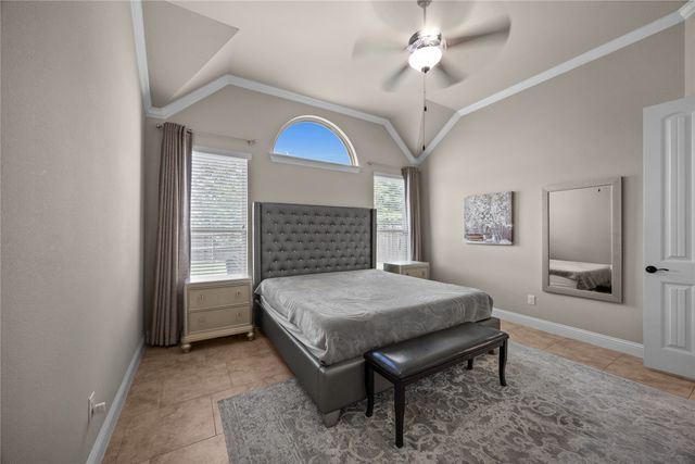 9458 Robinwoods Drive, Frisco, TX 75035