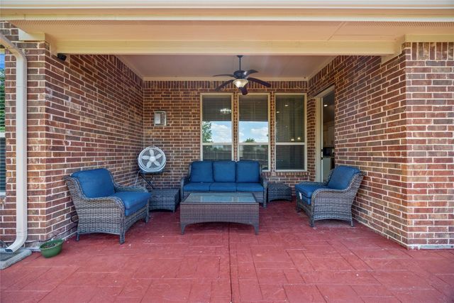 9458 Robinwoods Drive, Frisco, TX 75035