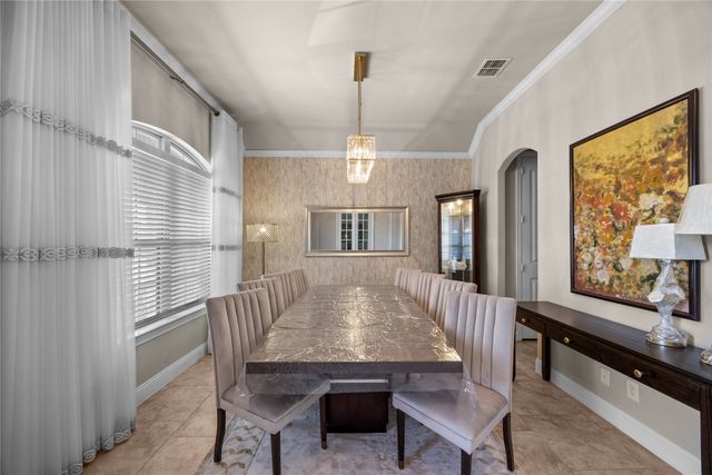 9458 Robinwoods Drive, Frisco, TX 75035