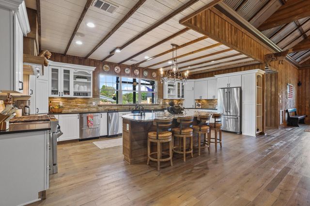 192 McClain Lane, Pottsboro, TX 75076