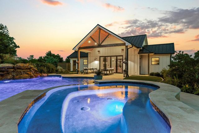192 McClain Lane, Pottsboro, TX 75076