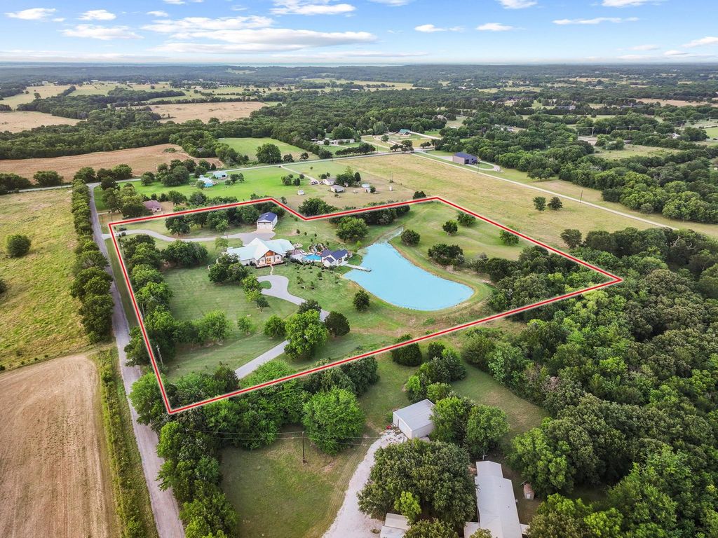 192 McClain Lane, Pottsboro, TX 75076