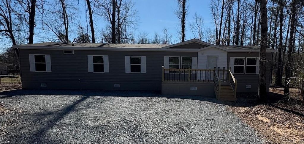 7381 Mars Hill Rd, Bauxite, AR 72011