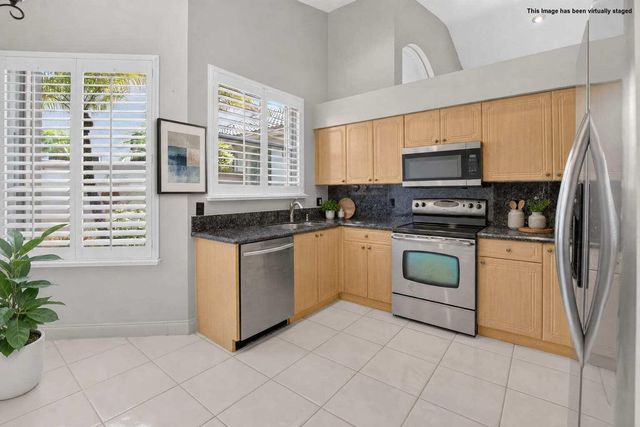 8908 Shoal Creek Lane, Boynton Beach, FL 33472