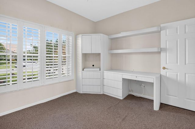 8908 Shoal Creek Lane, Boynton Beach, FL 33472