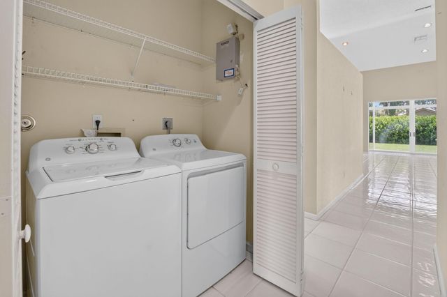 8908 Shoal Creek Lane, Boynton Beach, FL 33472