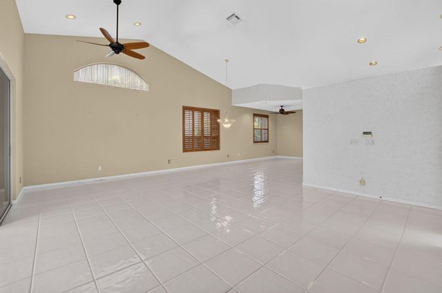 8908 Shoal Creek Lane, Boynton Beach, FL 33472