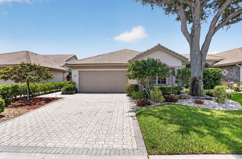 8908 Shoal Creek Lane, Boynton Beach, FL 33472