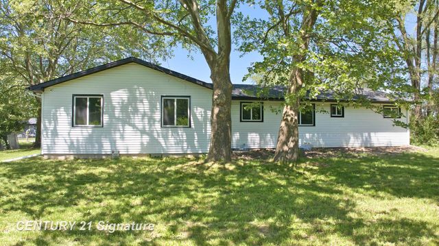 5062 Akron Street, Buena Vista Twp, MI 48601