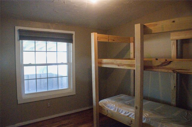 7424 N Locust, Denton, TX 76207