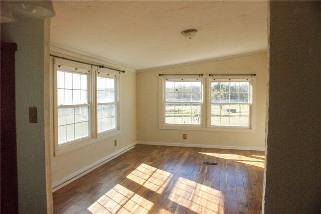 7424 N Locust, Denton, TX 76207