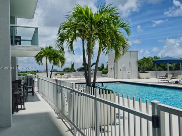 1861 NW North River Dr 3, Miami, FL 33125