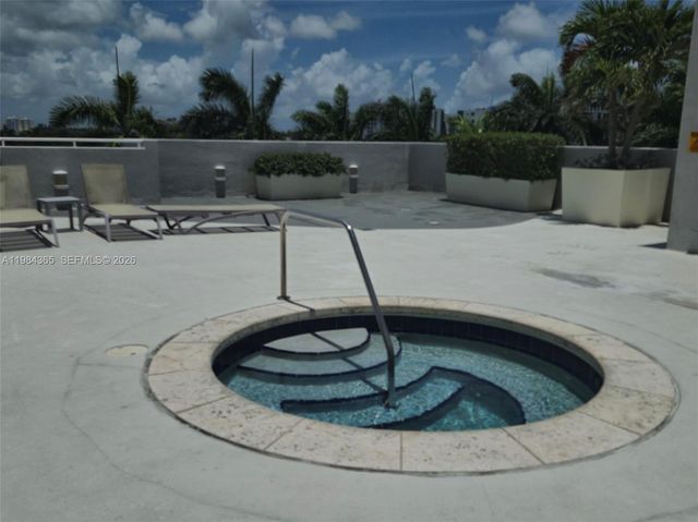 1861 NW North River Dr 3, Miami, FL 33125