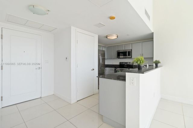 1861 NW North River Dr 3, Miami, FL 33125