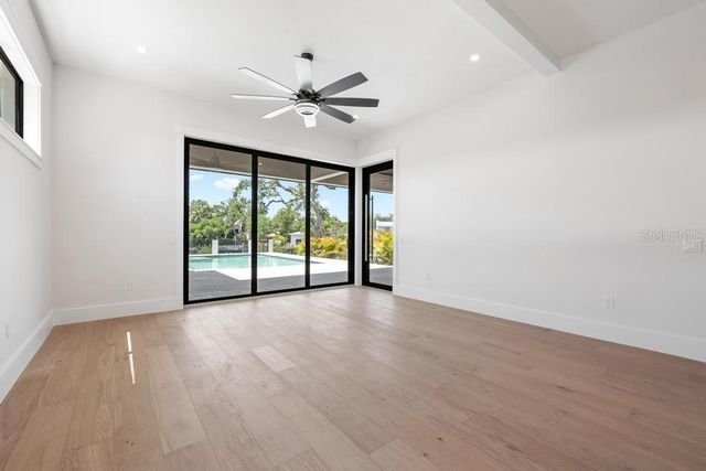 527 VENICE LANE, Sarasota, FL 34242