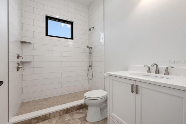 527 VENICE LANE, Sarasota, FL 34242