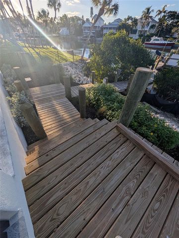 527 VENICE LANE, Sarasota, FL 34242