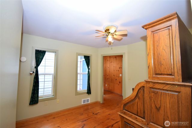 323 Critter Country Trail, Sequim, WA 98382