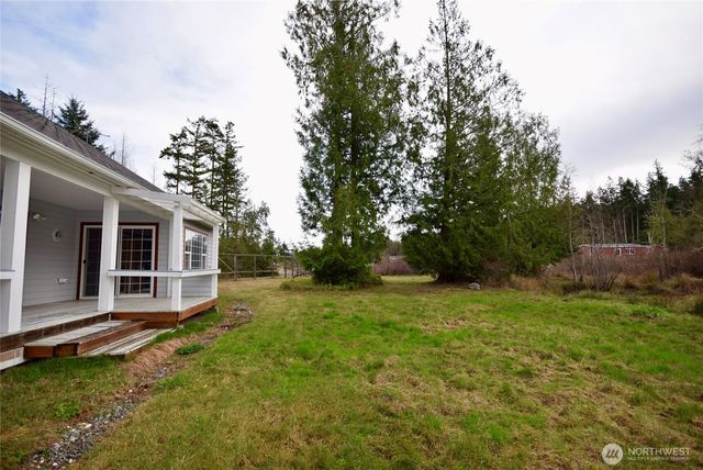 323 Critter Country Trail, Sequim, WA 98382