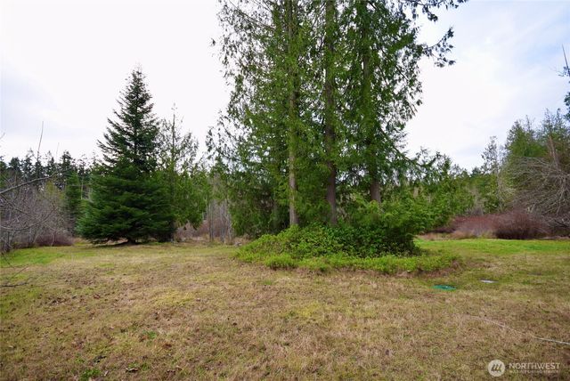 323 Critter Country Trail, Sequim, WA 98382