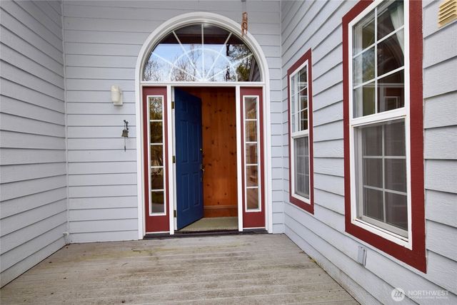 323 Critter Country Trail, Sequim, WA 98382