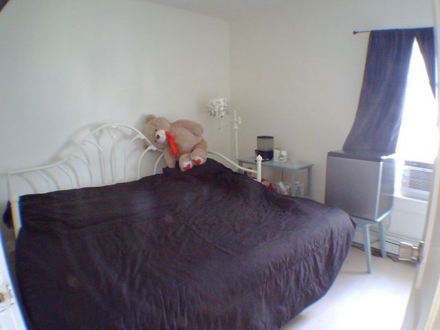 6 Coffin Avenue Ct, New Bedford, MA 02746